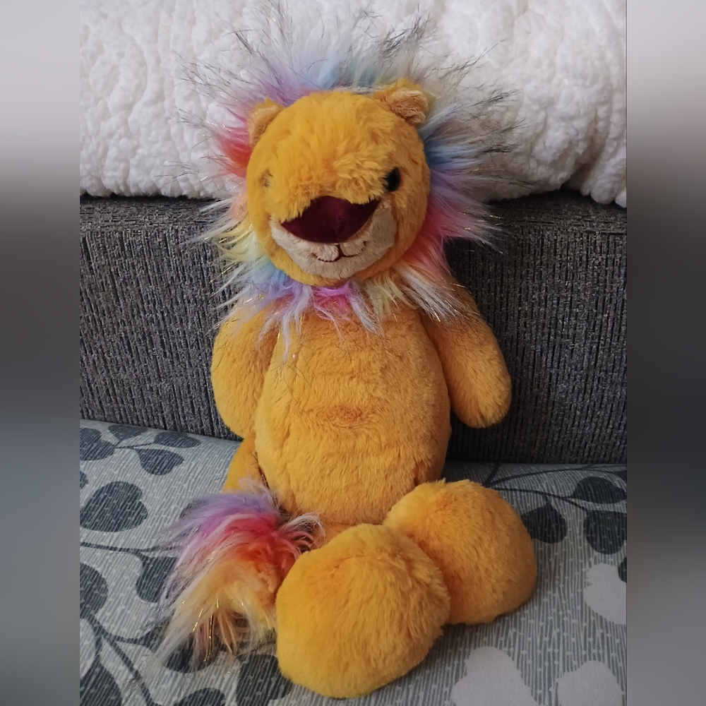 FAO Schwarz Dreamies Rainbow Lion Ultra-Plush 17" Stuffed Animal